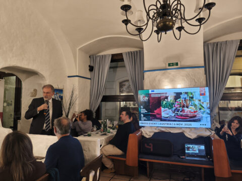 Dynamischer Start des europäischen Programms IT’S BIO BABY in Wien: Präsentation von europäischem Bio-Olivenöl & Bio-Wein auf dem österreichischen Markt